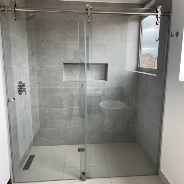 Cabina de baño en vidrio templado